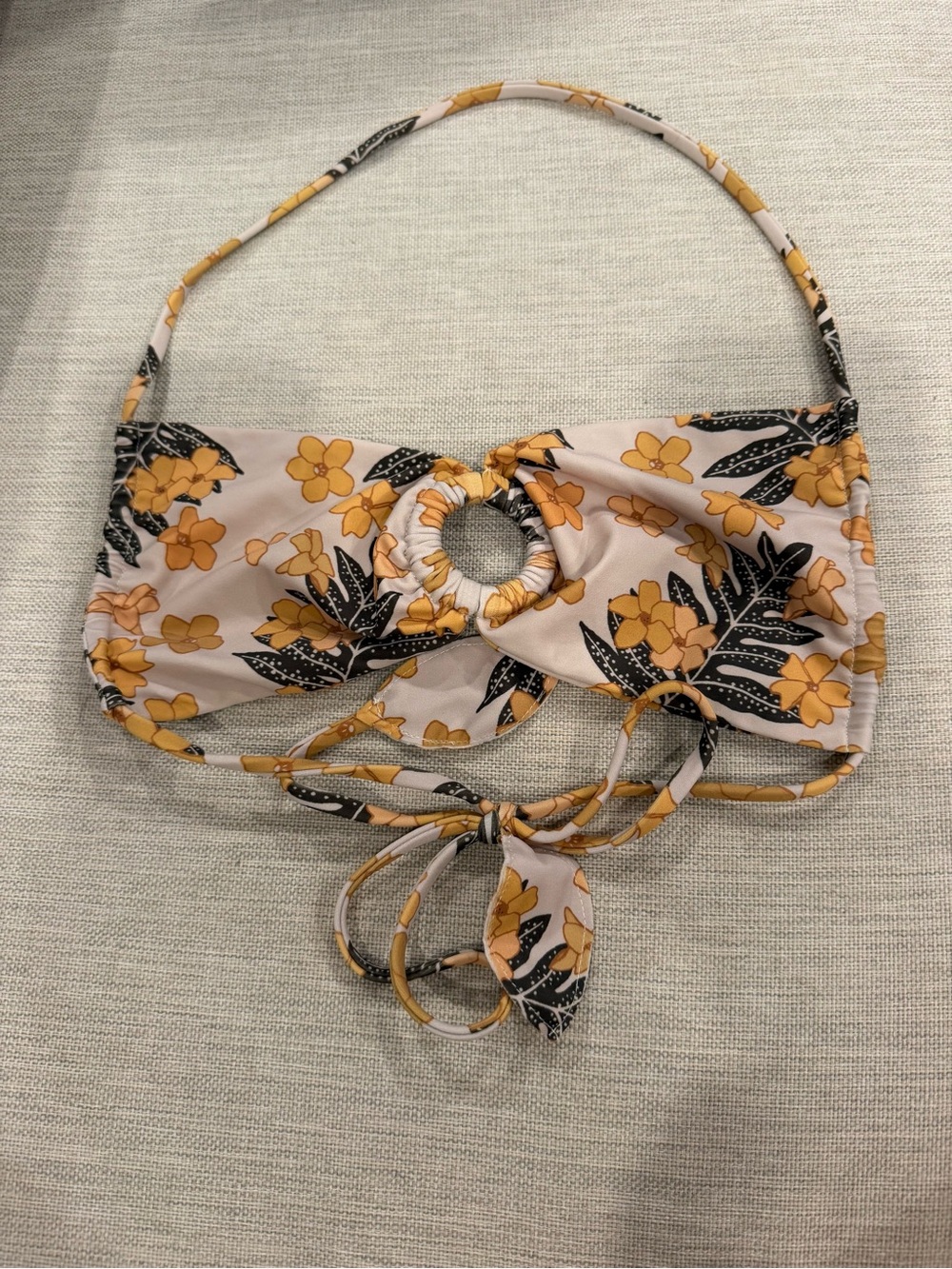BENOA Puakenikeni Bikini Top (Medium)